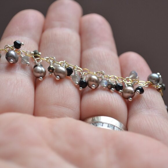 Peacock Pearl and Labradorite Cluster Bracelet in Gold and Silver - Picture 5 of 10